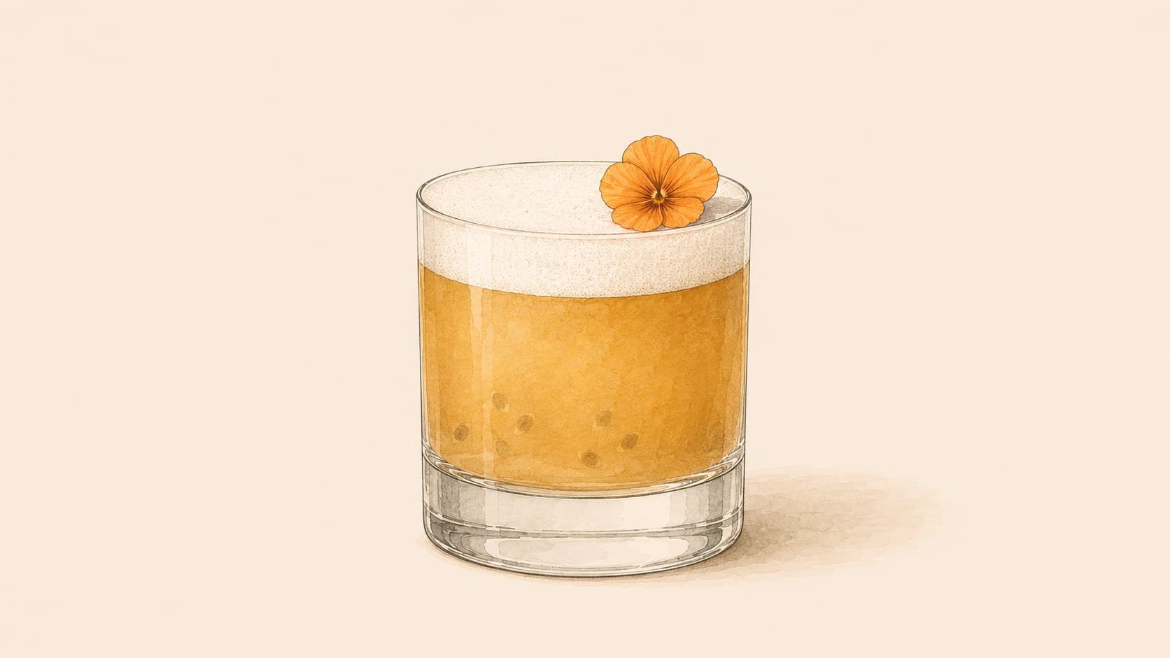 Um cocktail dourado com uma camada de espuma branca e uma flor de laranjeira, num copo baixo